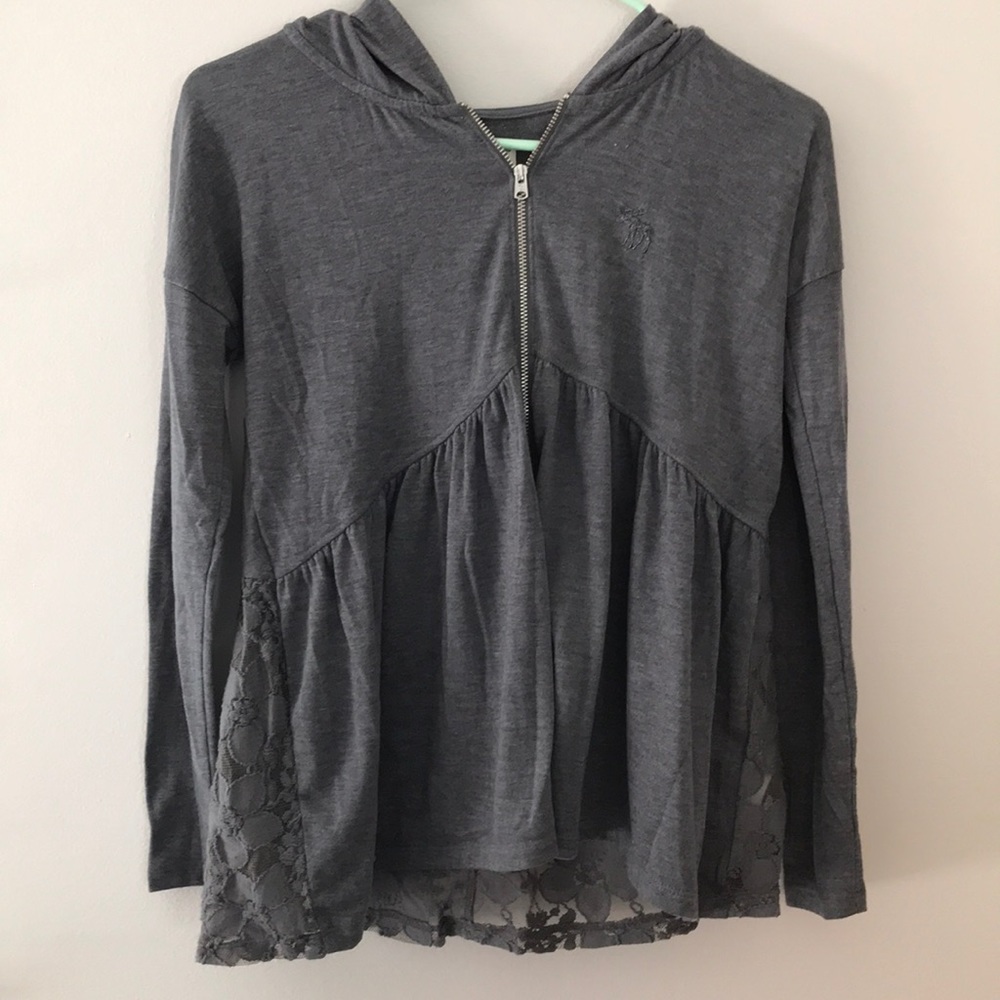 💓 Abercrombie Kids Zip-Up Lace Tee
